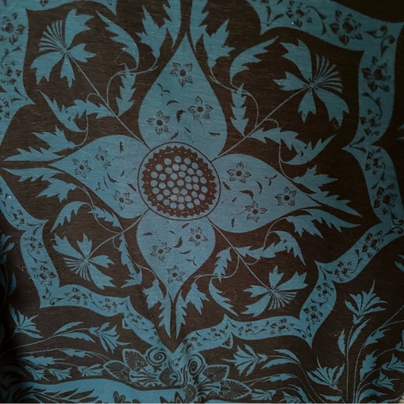 2/$20 Espresso Blue / Black Blouse Size M - Picture 4 of 6